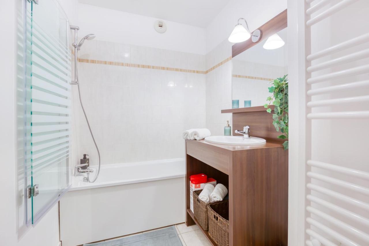 Grand Studio Disney, Queen Size, Coffee, Wifi Монтеврен Екстер'єр фото